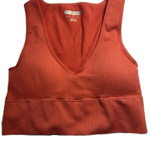 Forever 21 Terracotta Ribbed Crop Top size M. Removable padded cups.NWT.